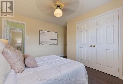 2857 Termini Terrace, Mississauga, ON - Indoor Photo Showing Bedroom