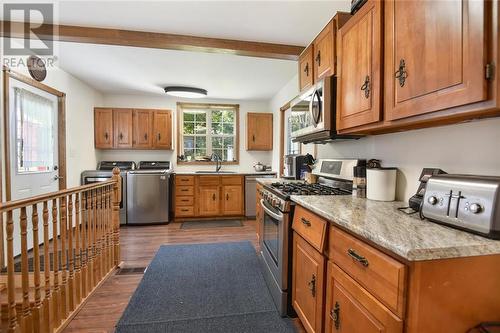 470 Dibble Street W, Prescott, ON - Indoor Photo Showing Kitchen