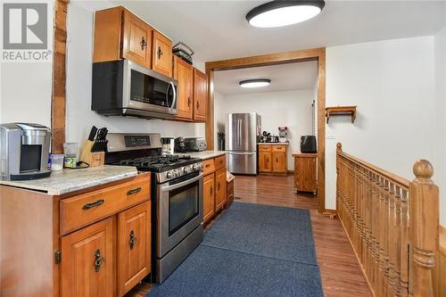 470 Dibble Street W, Prescott, ON - Indoor Photo Showing Kitchen