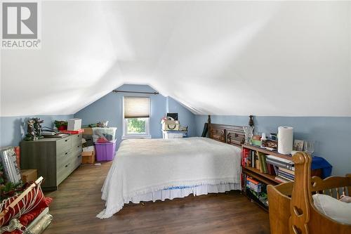 470 Dibble Street W, Prescott, ON - Indoor Photo Showing Bedroom