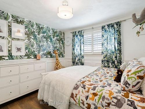 440 Mount Albion Rd, Hamilton, ON - Indoor Photo Showing Bedroom