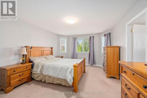 952 Whetherfield Street, London, ON - Indoor Photo Showing Bedroom