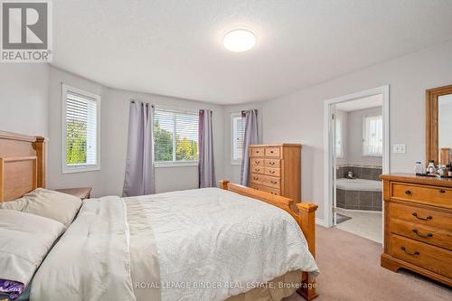 952 Whetherfield Street, London, ON - Indoor Photo Showing Bedroom