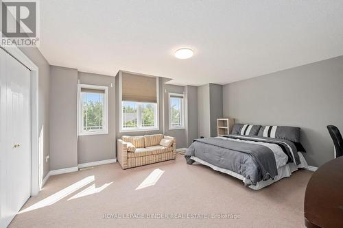 952 Whetherfield Street, London, ON - Indoor Photo Showing Bedroom