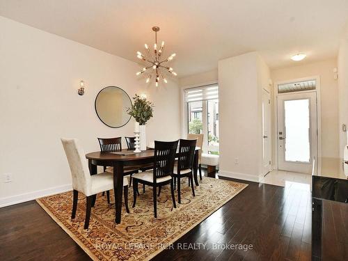 65 Anchusa Dr, Richmond Hill, ON - Indoor Photo Showing Dining Room