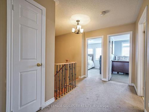 23 Barli Cres, Vaughan, ON - Indoor Photo Showing Other Room