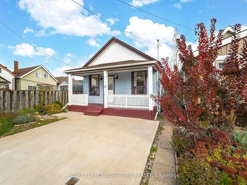 35 Britannia Ave, Hamilton, ON - Indoor Photo Showing Other Room