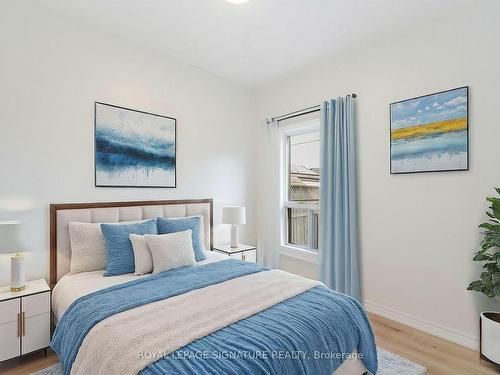 35 Britannia Ave, Hamilton, ON - Indoor Photo Showing Bedroom