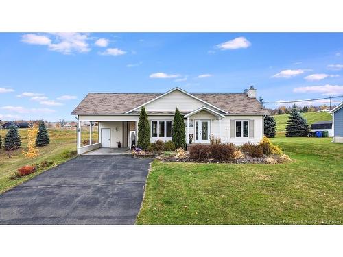 4 Walton Crt, Hartland, NB 