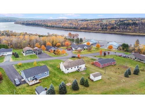 4 Walton Crt, Hartland, NB 