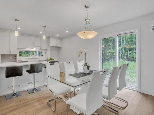 Dining room - 15B Ch. Crouch, Val-Des-Monts, QC - Indoor