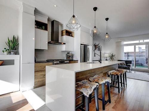 Cuisine - 191 Rue D'Ambre, Candiac, QC - Indoor Photo Showing Kitchen With Upgraded Kitchen