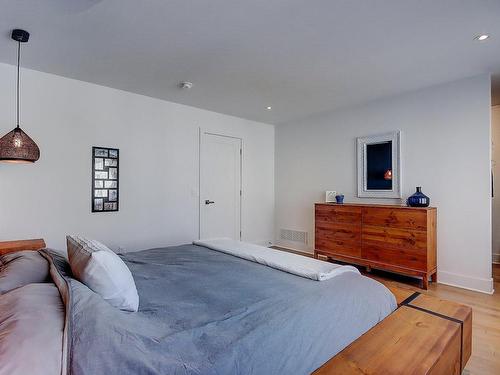 Chambre Ã  coucher principale - 191 Rue D'Ambre, Candiac, QC - Indoor Photo Showing Bedroom