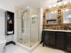 Ensuite bathroom - 