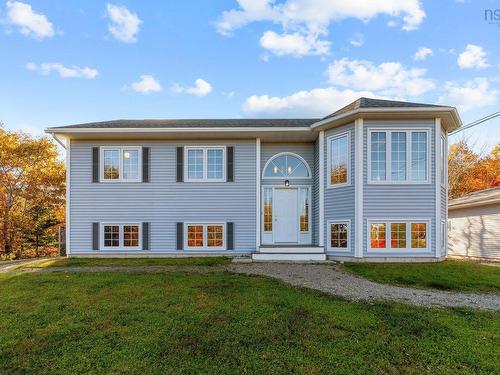 161-163 Blackbear Circle, Lewis Lake, NS 