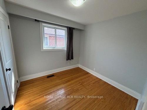 Upper-14 Skelton Blvd, Brampton, ON - Indoor Photo Showing Other Room