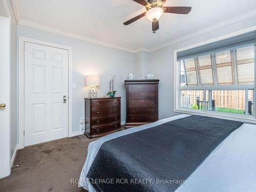 914 9Th Avenue Ae, Owen Sound, ON - Indoor Photo Showing Bedroom