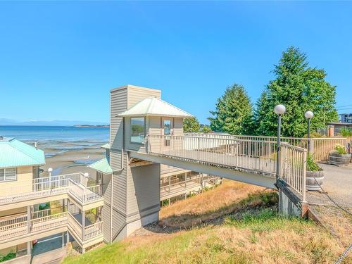 309-1165 Resort Dr, Parksville, BC - Outdoor