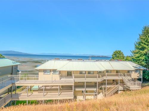 309-1165 Resort Dr, Parksville, BC - Outdoor