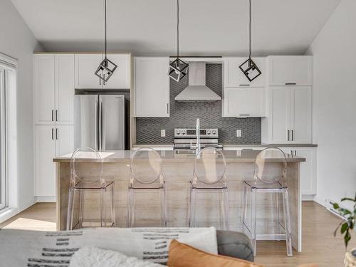 Kitchen - 3591 Rue Marie-Carrier, Lévis (Desjardins), QC - Indoor Photo Showing Kitchen With Upgraded Kitchen