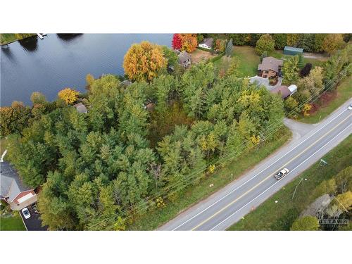 2620 River Road, Manotick, ON 