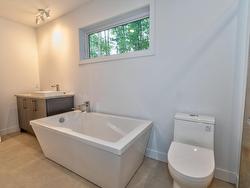 Ensuite bathroom - 