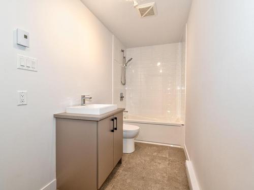 Powder room - 8745 Rue De Touraine, Sorel-Tracy, QC 