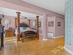 Master bedroom - 