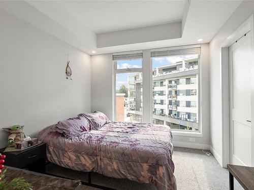 410-950 Whirlaway Cres, Langford, BC - Indoor Photo Showing Bedroom