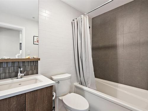 410-950 Whirlaway Cres, Langford, BC - Indoor Photo Showing Bathroom