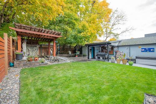 2901 26 Street, Vernon, BC - Outdoor