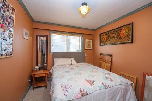 2901 26 Street, Vernon, BC - Indoor Photo Showing Bedroom