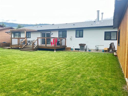 1107 Beach Place, Chase, BC 