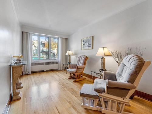 Salon - 5438  - 5442 Av. D'Orléans, Montréal (Rosemont/La Petite-Patrie), QC - Indoor Photo Showing Living Room