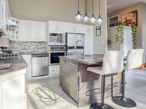 Cuisine - 1133 Rue Noiseux, Repentigny (Repentigny), QC - Indoor Photo Showing Kitchen With Double Sink