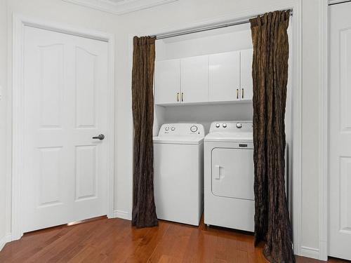 Laundry room - 76 Rue Des Peupliers, Lévis (Les Chutes-De-La-Chaudière-Ouest), QC - Indoor Photo Showing Laundry Room