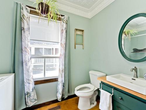 Salle d'eau - 82 Rue Johnson, Coaticook, QC - Indoor Photo Showing Bathroom