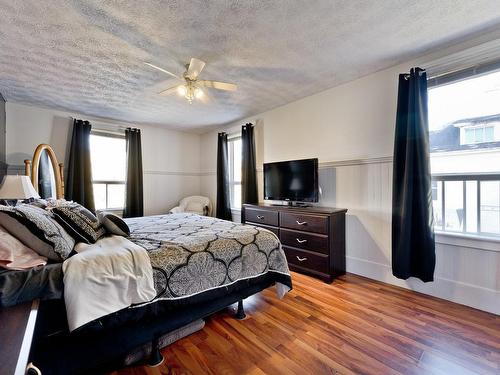 Chambre Ã  coucher principale - 82 Rue Johnson, Coaticook, QC - Indoor Photo Showing Bedroom