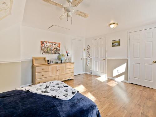 Chambre Ã Â coucher - 82 Rue Johnson, Coaticook, QC - Indoor Photo Showing Bedroom