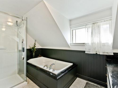 Salle de bains - 82 Rue Johnson, Coaticook, QC - Indoor Photo Showing Bathroom