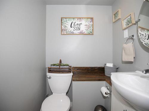 331 Masters St., Thunder Bay, ON - Indoor Photo Showing Bathroom