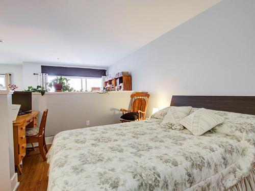 Master bedroom - 403-5905 Rue De La Tourbière, Longueuil (Saint-Hubert), QC - Indoor Photo Showing Bedroom