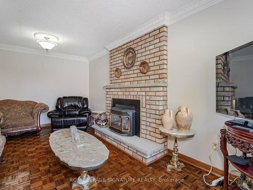 100 Gas Light Cres, Vaughan, ON - Indoor Photo Showing Living Room With Fireplace