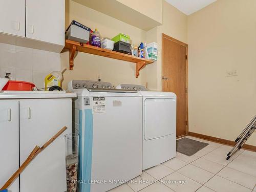 100 Gas Light Cres, Vaughan, ON - Indoor Photo Showing Laundry Room