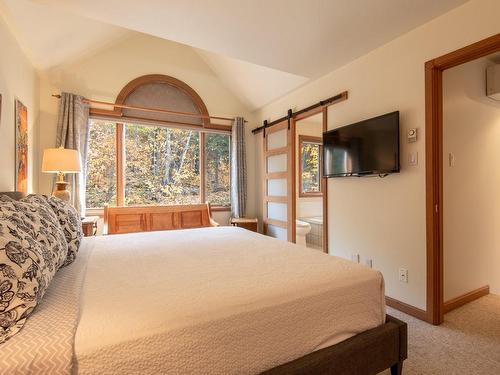 Chambre Ã  coucher principale - 305-170 Ch. De La Forêt, Mont-Tremblant, QC - Indoor Photo Showing Bedroom