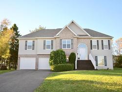 4 Ridgewood Court  Amherst, NS B4H 4W7