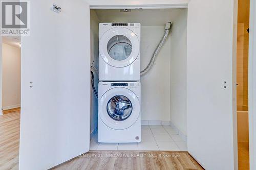 533 - 2300 St Clair Avenue W, Toronto, ON - Indoor Photo Showing Laundry Room