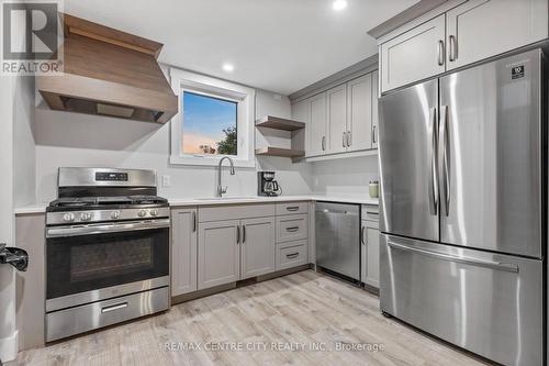 7957 Argyle Street, Southwold (Fingal), ON - Indoor Photo Showing Kitchen