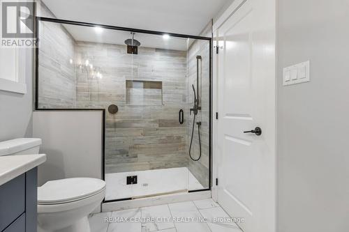 7957 Argyle Street, Southwold (Fingal), ON - Indoor Photo Showing Bathroom