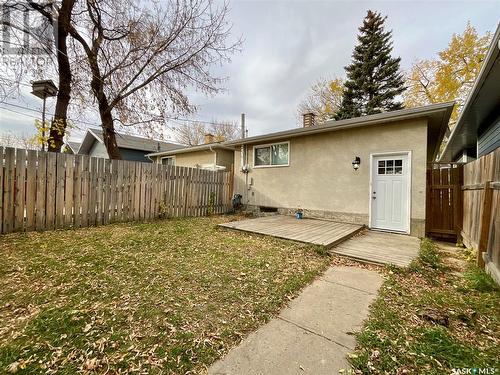 1051 Cameron Street, Regina, SK - Outdoor